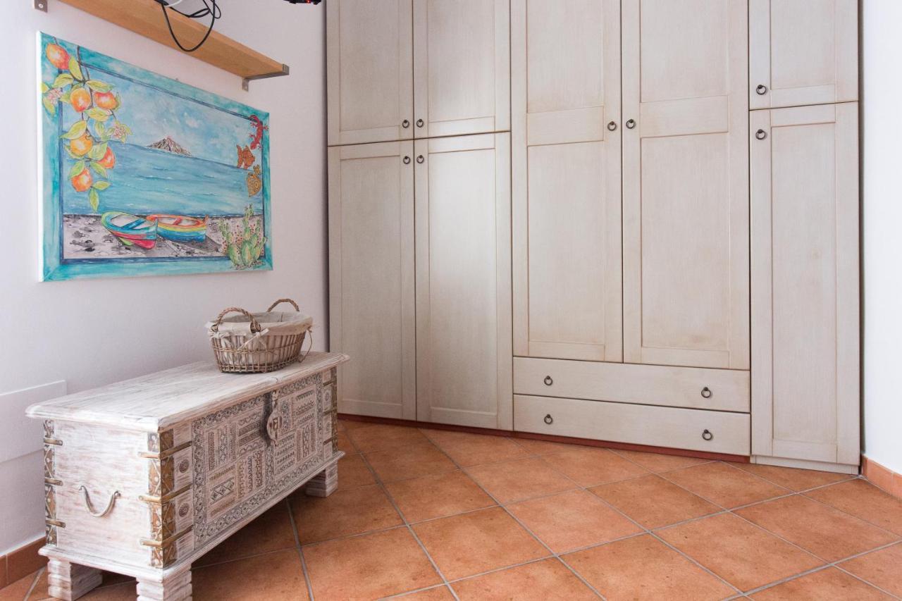 Ferienwohnung Il Pesce E Il Geco Lipari  Exterior foto